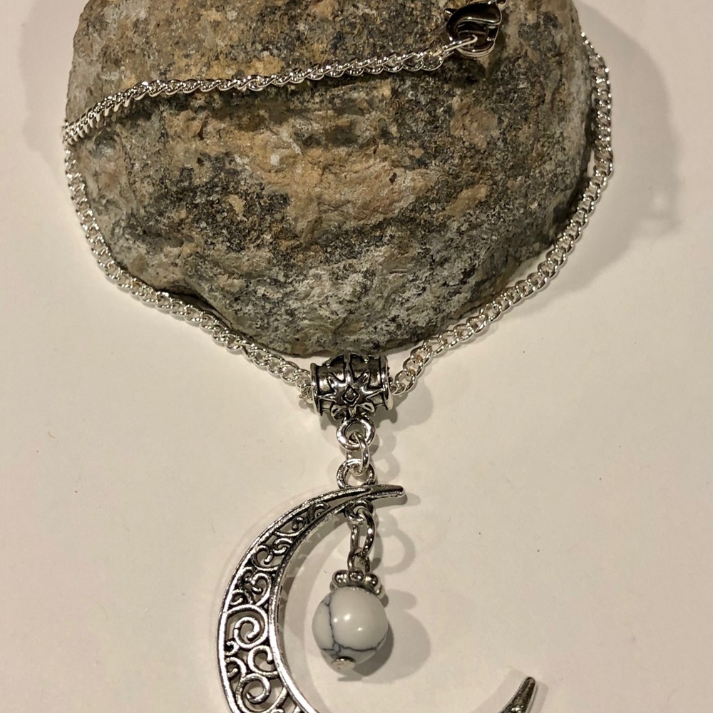 Moon Necklace - Picture 4 of 8